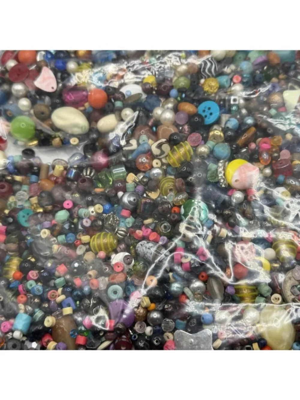 4lb Lot Of Mexed‎ Beads Glass, Metal, Plastic, Clay, Wood